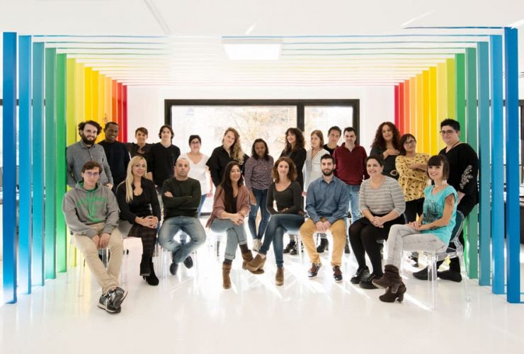 Peluquero: Blow Marketing te apoya y se queda #encasacontigo Blow Marketing team foto de archivo 69 Blow Marketing team foto de archivo