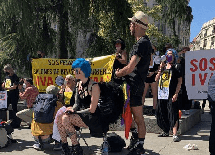 Nueva convocatoria de la Rebelión de las Tijeras Rotas bajada iva 1 83 bajada iva 1