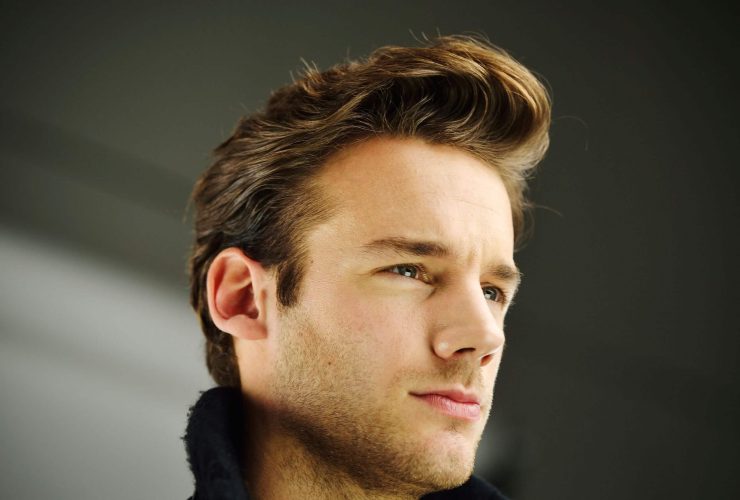 El tupé, un clásico al margen de modas que resurgirá en 2022 Tupe Hombre 69 Tupe Hombre