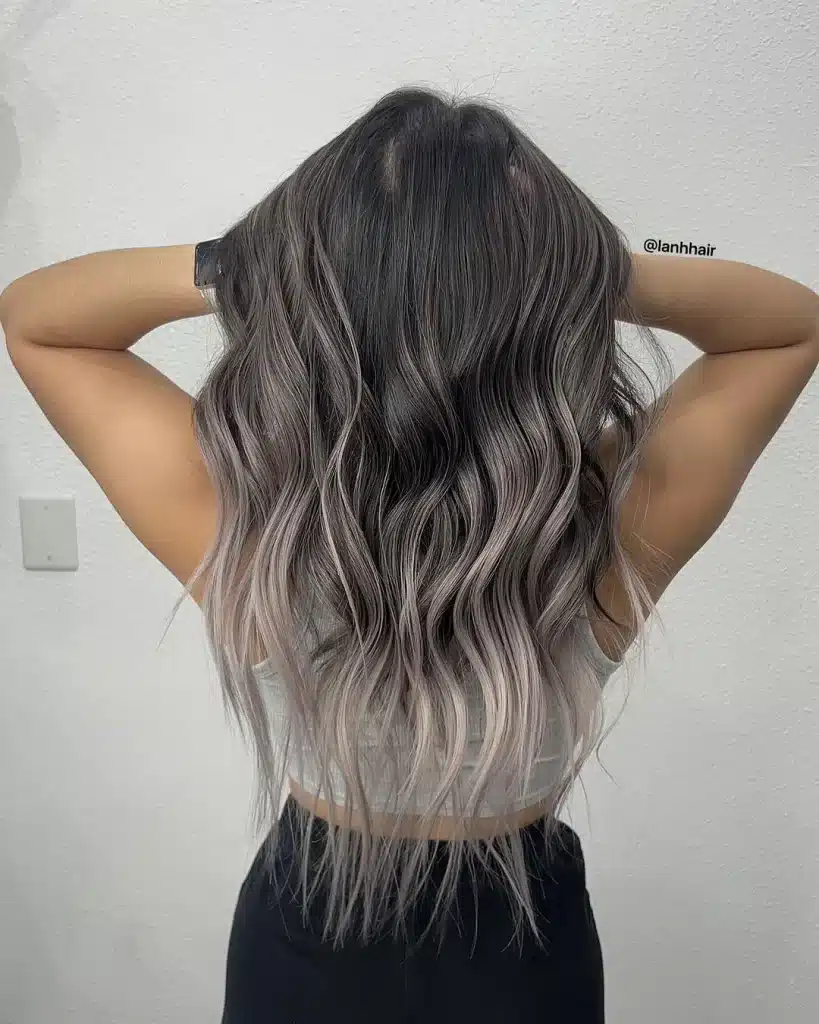 C mo Hacer Y Llevar Mechas Blancas Para Rejuvenecer El Look