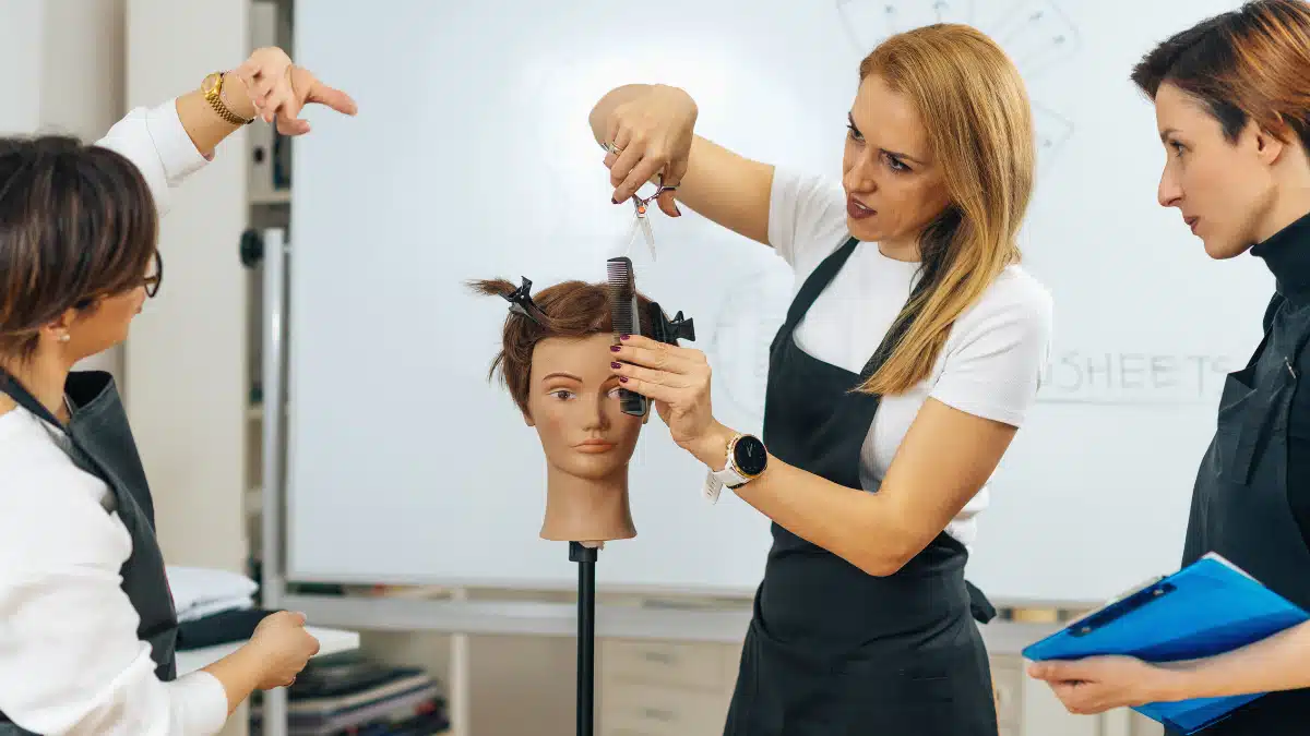 Quiero ser peluquero, ¿por dónde empiezo? Diseno sin titulo 6 1 estudiar peluquería