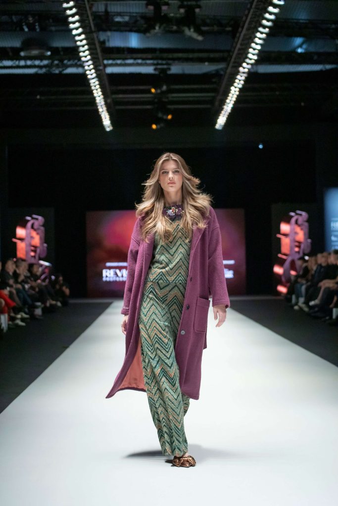 Pasarela Figaro Street 25 26 14