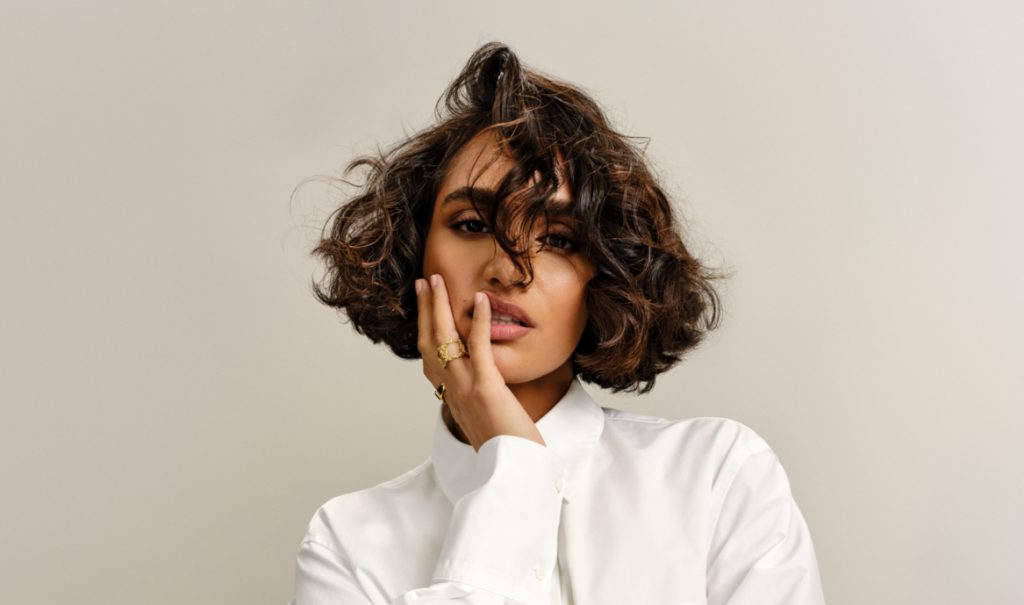 Bouncy bob: el corte con volumen que está marcando 2026 Curly bob by Keune 1 Curly bob by Keune