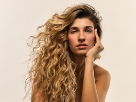 Los tonos fundidos marcarán la tendencia en coloración este verano 2026 tonos verano26 12 tonos verano26