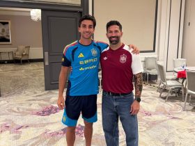 El nuevo look de Ferran Torres: las claves profesionales detrás del corte masculino que marca tendencia WhatsApp Image 2026 07 22 at 14.51.46 2 20 look de ferran torres