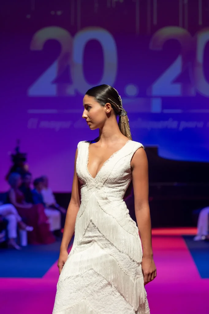 Pasarela 20.20: crónica de la peluquería nupcial en Baluarte Pasarela2020202040Jose20GarciCC81a20Peluqueros2028629 web 4 peinado de novia de la colección Pasarela 20.20 de Jose Garcia Peluqueros